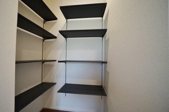 【横浜市瀬谷区東野82-2新築戸建て】★仲介手数料無料★（二つ橋小学校・東野中学校）の収納