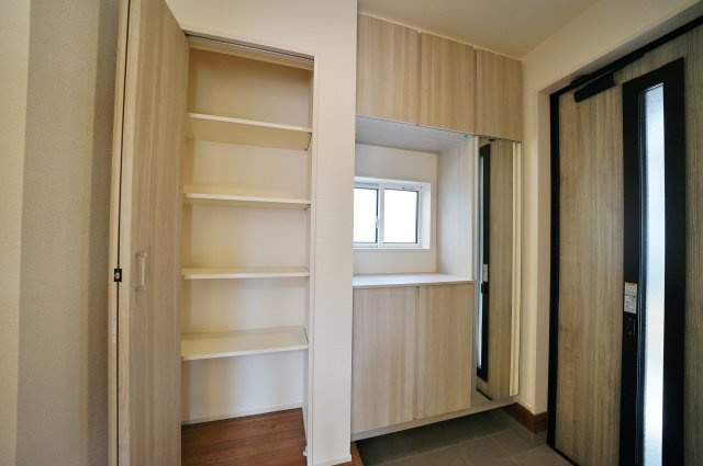 【横浜市瀬谷区東野82-2新築戸建て】★仲介手数料無料★（二つ橋小学校・東野中学校）の収納