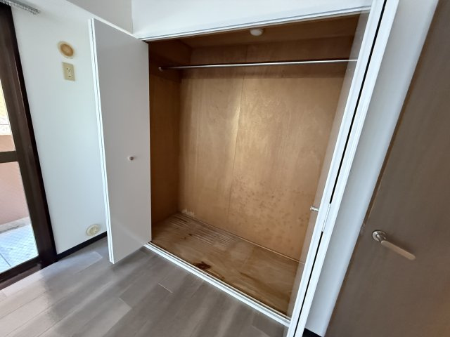 ドルフナガサワの収納