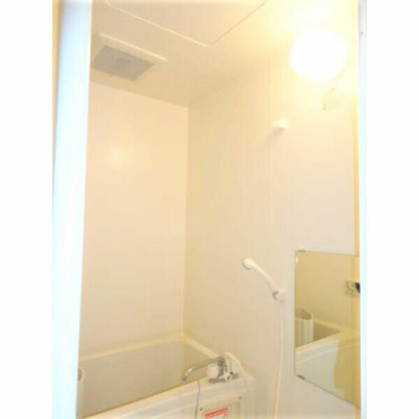 ディスポワールの浴室