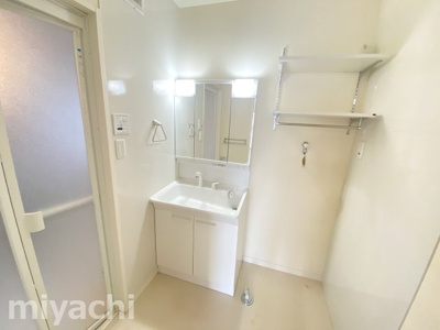 【洗面所】 | BEREO Comfort Kitashimada　A