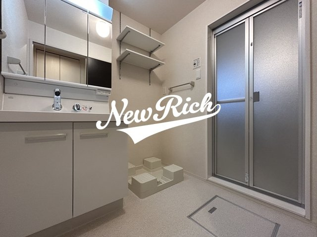 伊勢崎市豊城町のアパートの独立洗面台