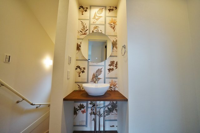 【横浜市旭区白根6丁目58-15新築戸建て】★仲介手数料無料★（不動丸小学校・鶴ヶ峰中学校）の独立洗面台