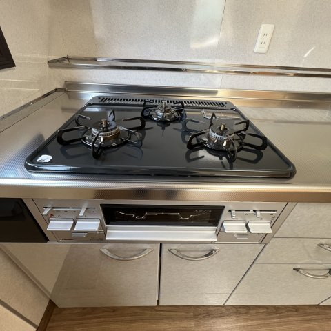 室蘭市輪西町1丁目7-12戸建のキッチン