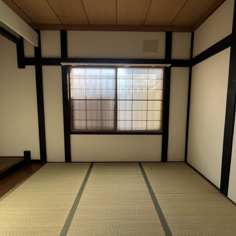 室蘭市輪西町1丁目7-12戸建の和室