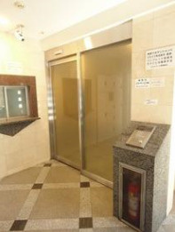 スカイコート両国壱番館のエントランス