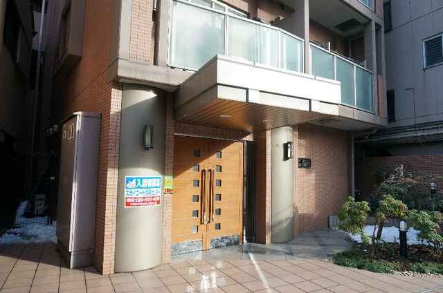 スカイコート両国壱番館のエントランス