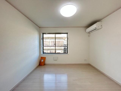 【居間・リビング】 | サンフラワー小岩 |  