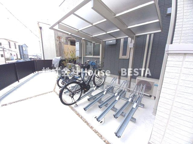 Euphoria籠池通の駐車場