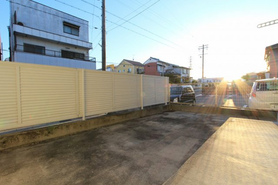 ピアー横手の駐車場