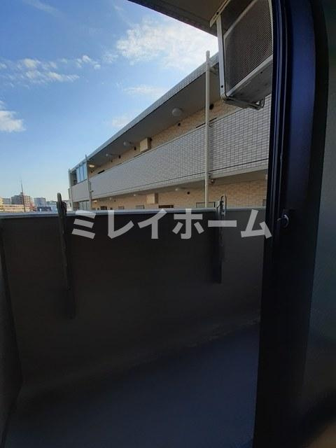 プレジール　シナガワのバルコニー