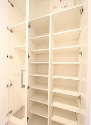 パークアクシス本町の玄関