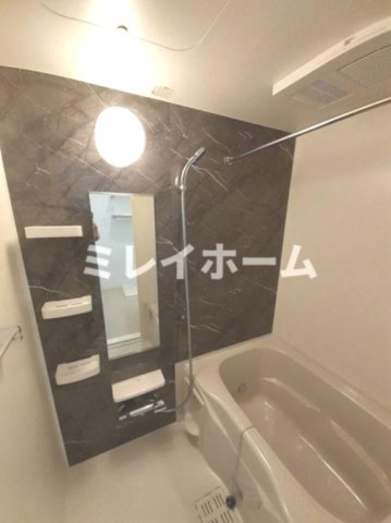 グラスハーモニーの浴室