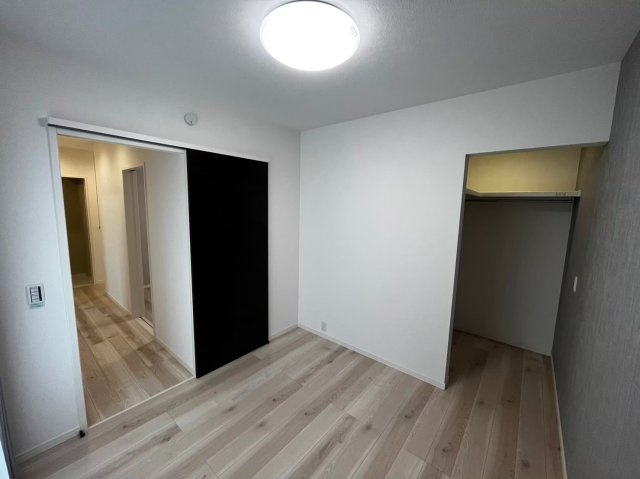 大津町引水／５号棟／貸戸建／の洋室