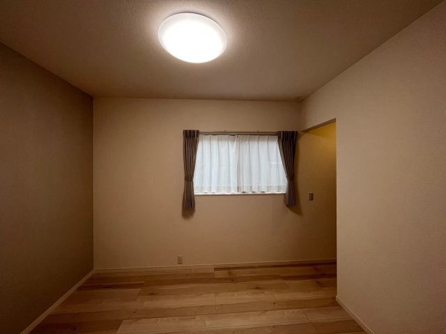 大津町引水／５号棟／貸戸建／の洋室