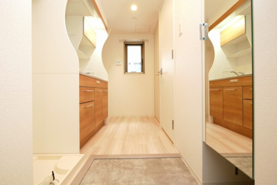 【玄関】 | セレニテ難波グランデシュッド