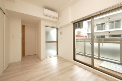 【居間・リビング】 | セレニテ難波グランデシュッド