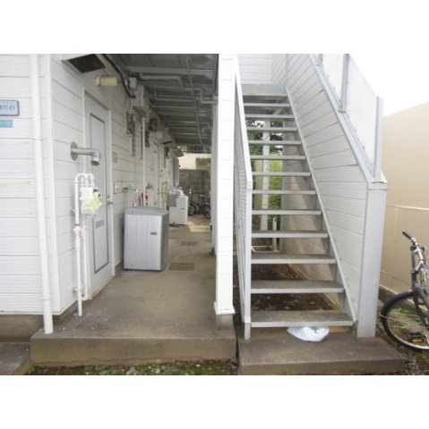 ヒルトップホワイトのエントランス