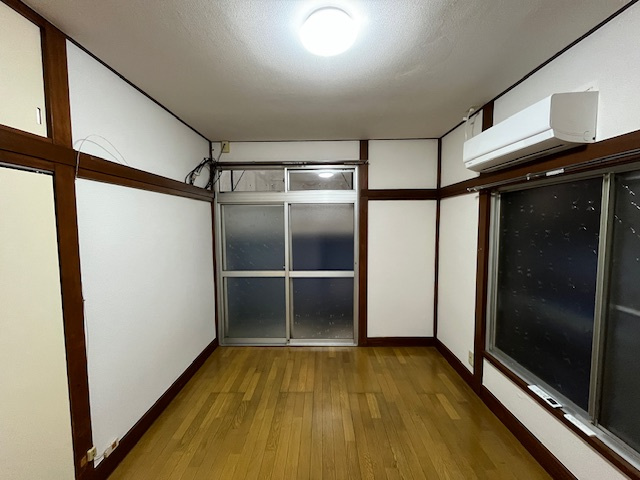 第2五輪荘の居間・リビング