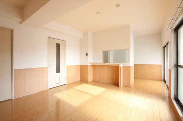 クレール池之表の居間・リビング