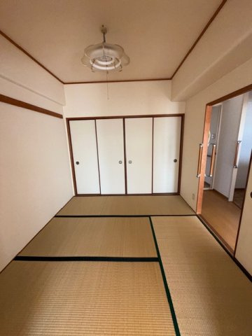 サンライズマンション岩出Ⅴ弐番館の和室