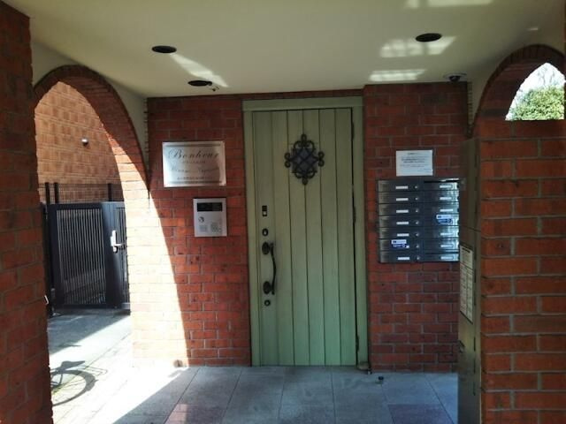 ボヌール南長崎のエントランス