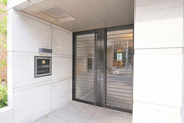 ルーブル西早稲田のエントランス