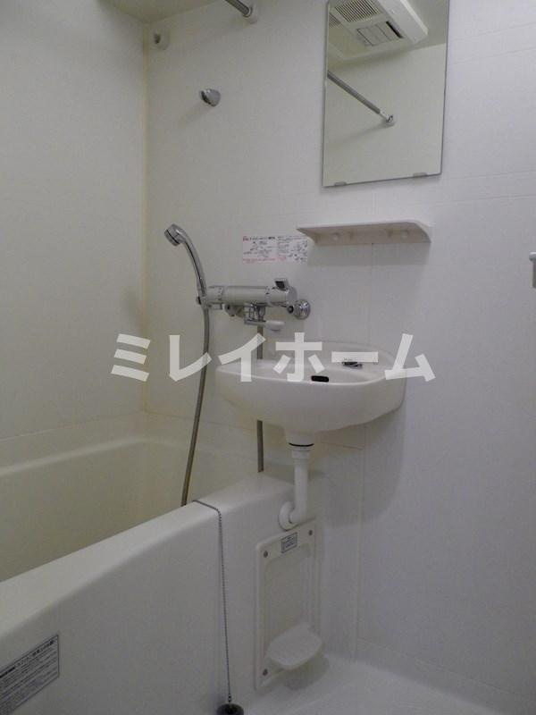 ルーブル西馬込弐番館の浴室