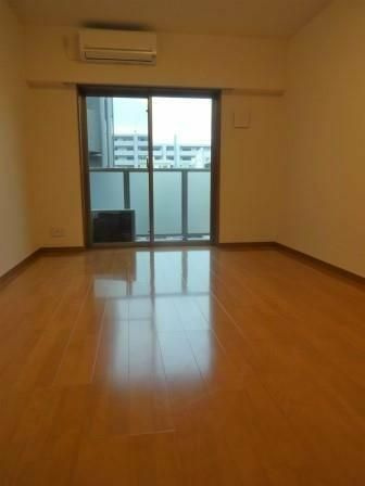 ＬＵＭＥＥＤ飯田橋の居間・リビング