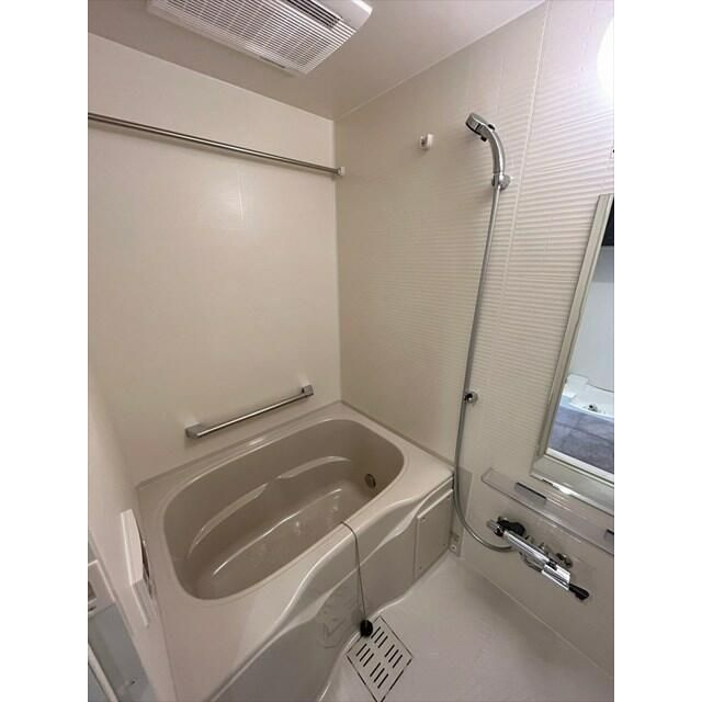 コスモグラシア両国レジデンスの浴室