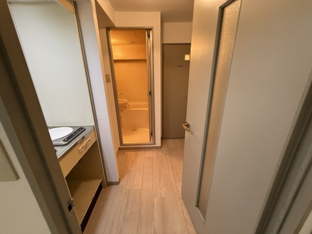 プチハイツ服部の内装