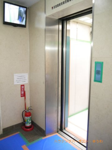【その他共用部分】 | 東池袋パレス | 監視モニター付きのエレベーターとなっていますので、不審者回避にも安心です！