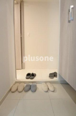 【玄関】 | プレディアコート本町