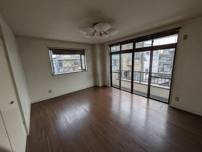 【居間・リビング】 | ウエルネス瀬戸口