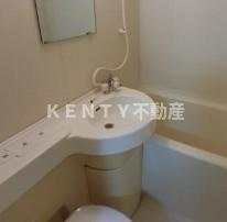 【洗面所】 | ベルメゾン田園調布 | 広い洗面スペース