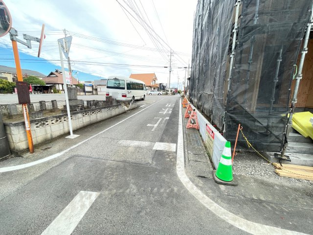 新築戸建・新築建売　太田市新田木崎町第10　木崎小・木崎中の前面道路含む現地写真