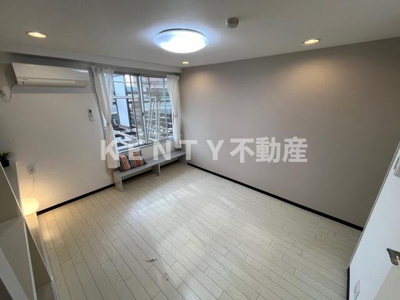 【居間・リビング】 | ウエル田園調布 | おしゃれな居間です