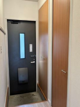 【玄関】 | ウィスタリア港南台