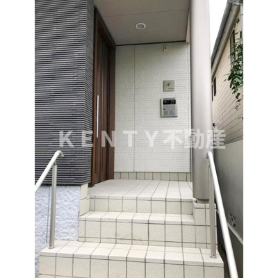 【エントランス】 | Ｋ ｙｕｋｉｇａｙａ | 建物の内部です