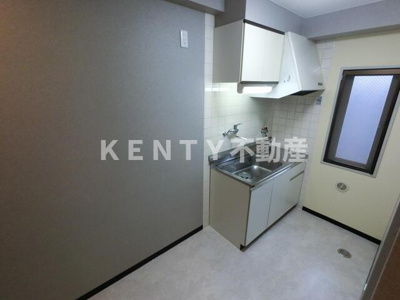 【キッチン】 | ベルメゾン田園調布 | コンパクトなキッチンで掃除もラクラク