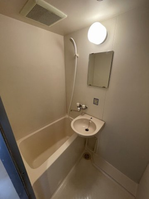 【浴室】 | リアライズ西淡路 | 日々の暮らしに欠かせないお風呂です