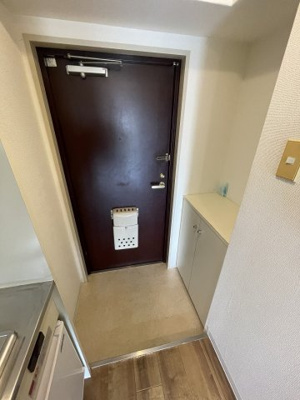 【玄関】 | リアライズ西淡路 | きれいな玄関です