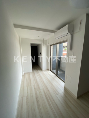 【居間・リビング】 | ガリシア池上Ⅱ | 使いやすい居間です