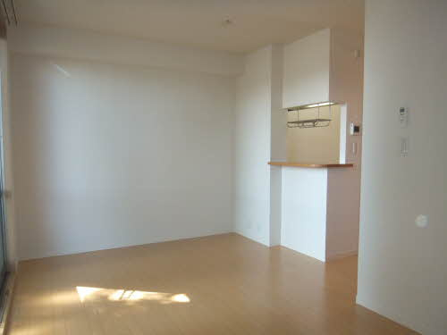 熊本市中央区井川淵町のアパートの居間・リビング