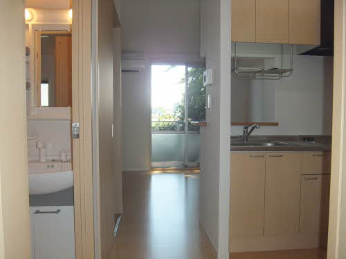 熊本市中央区井川淵町のアパートの玄関