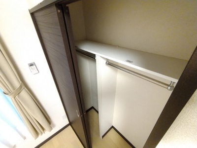 【内装】 | レオネクストＰＩＭＡ | ウォークインクローゼット