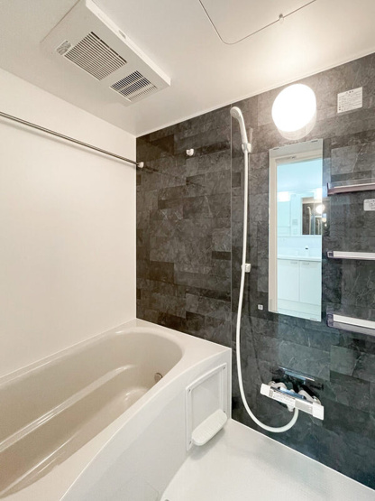 【浴室】 | Alivis諸岡　★プライスホームなら仲介手数料が0円です！★