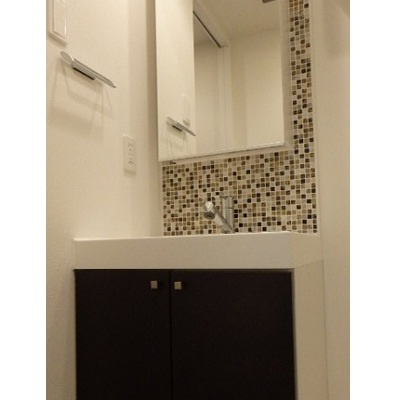 ZOOM西新宿の内装|きれいな内装です