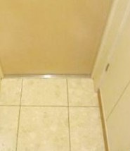 アーバイルプライムイーストの玄関