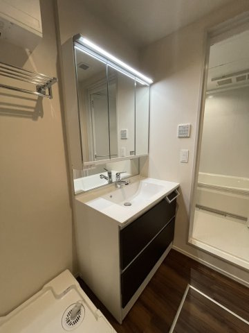 Ｃｈｌｏｅ　Ｗｅｓｔの洗面所